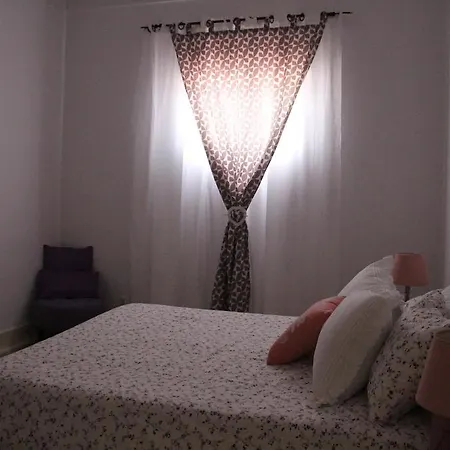 Casa Da Fonte Luminosa דירה ליסבון